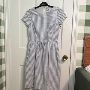 Brooks Brothers Black Fleece Seersucker Striped Dress Size 4